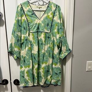 Entro Green Floral Mini Dress